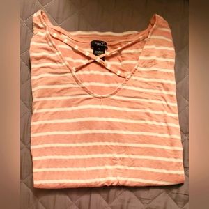 Rue 21 XL short sleeve